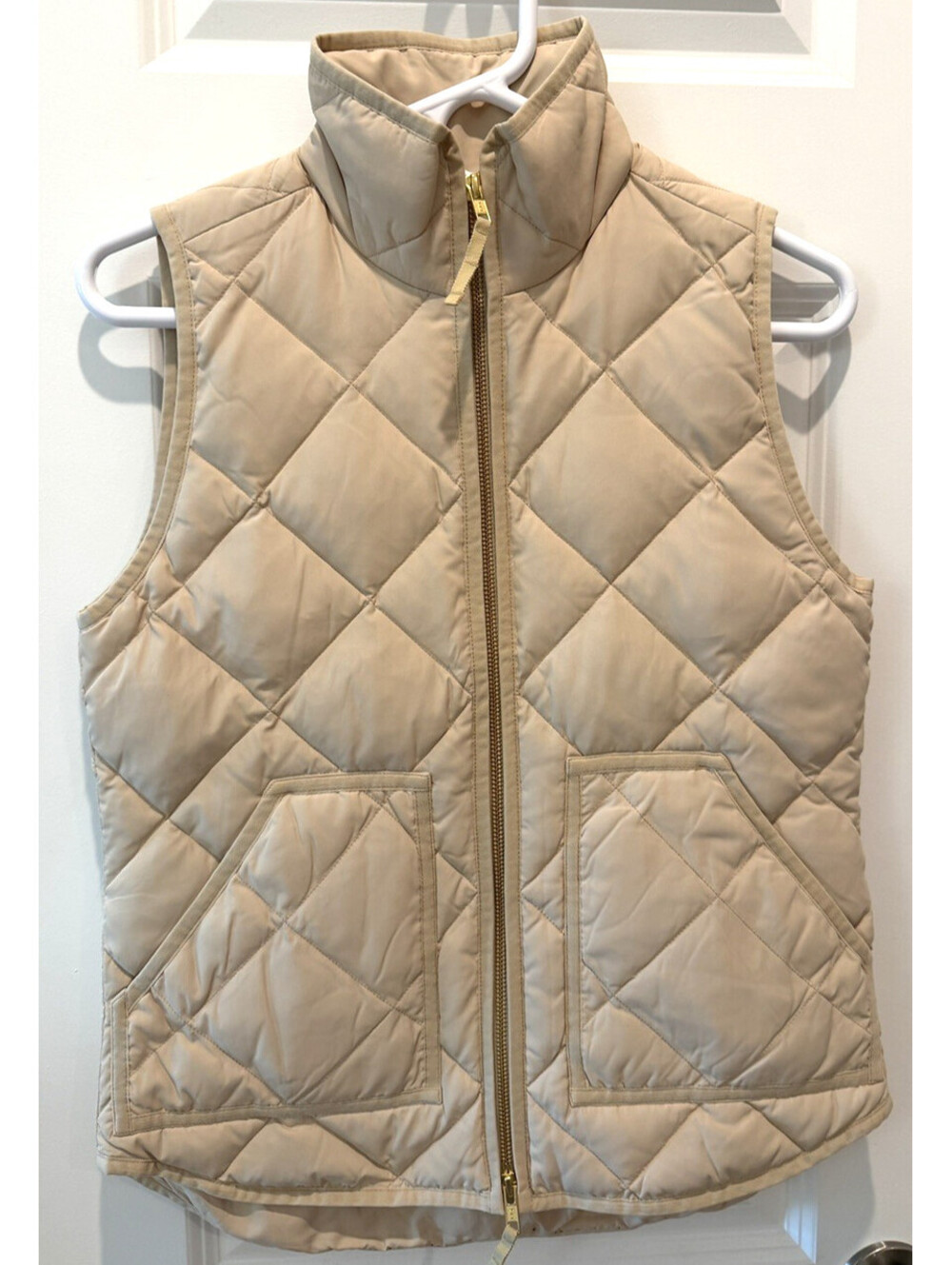 J CREW Factory Womens Quilted Full Zip Vest Beige Tan Pockets Size 2XS XXS